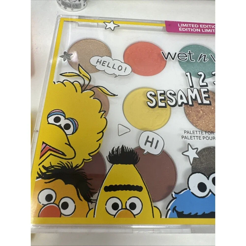 Sesame Street Wet N Wild Makeup Set Bundle LOT OF 8 - Brush, Sponge & Case LOOK